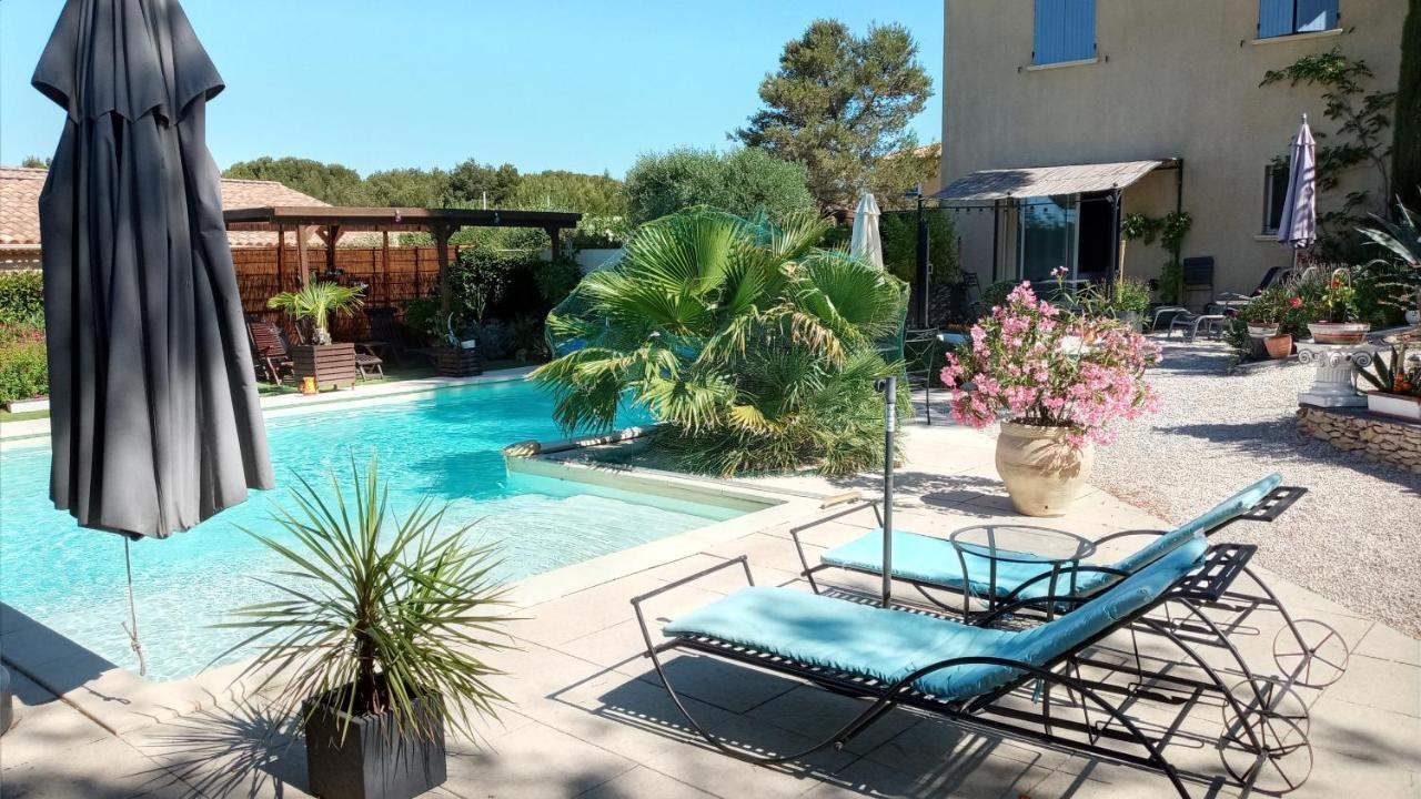 Les Coronilles Bed & Breakfast Бокер Екстериор снимка