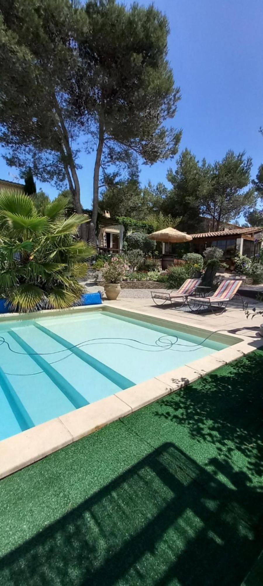 Les Coronilles Bed & Breakfast Бокер Екстериор снимка
