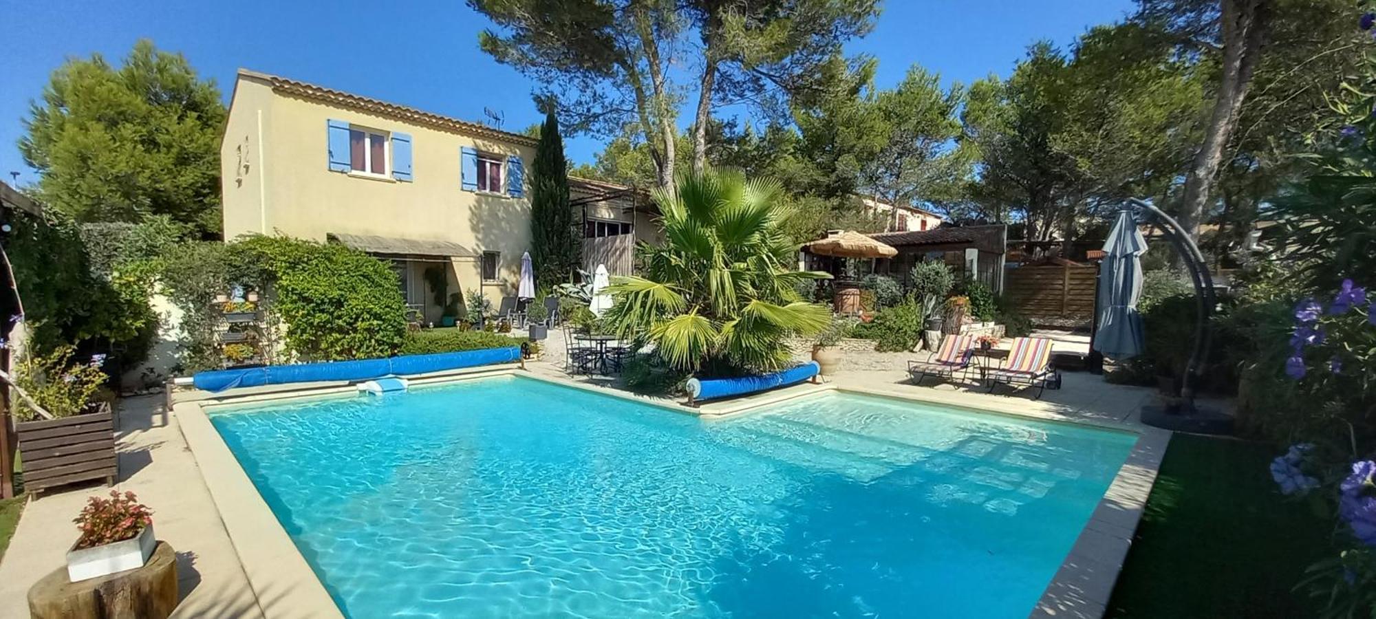 Les Coronilles Bed & Breakfast Бокер Екстериор снимка